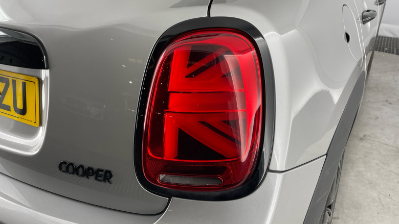 MINI Hatchback 1.5 Cooper Sport 5dr Auto Petrol Hatchback